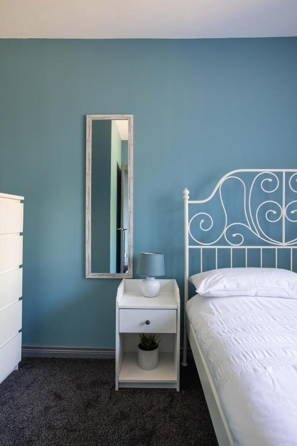 Fully Refurbished North Belfast Home Bagian luar foto