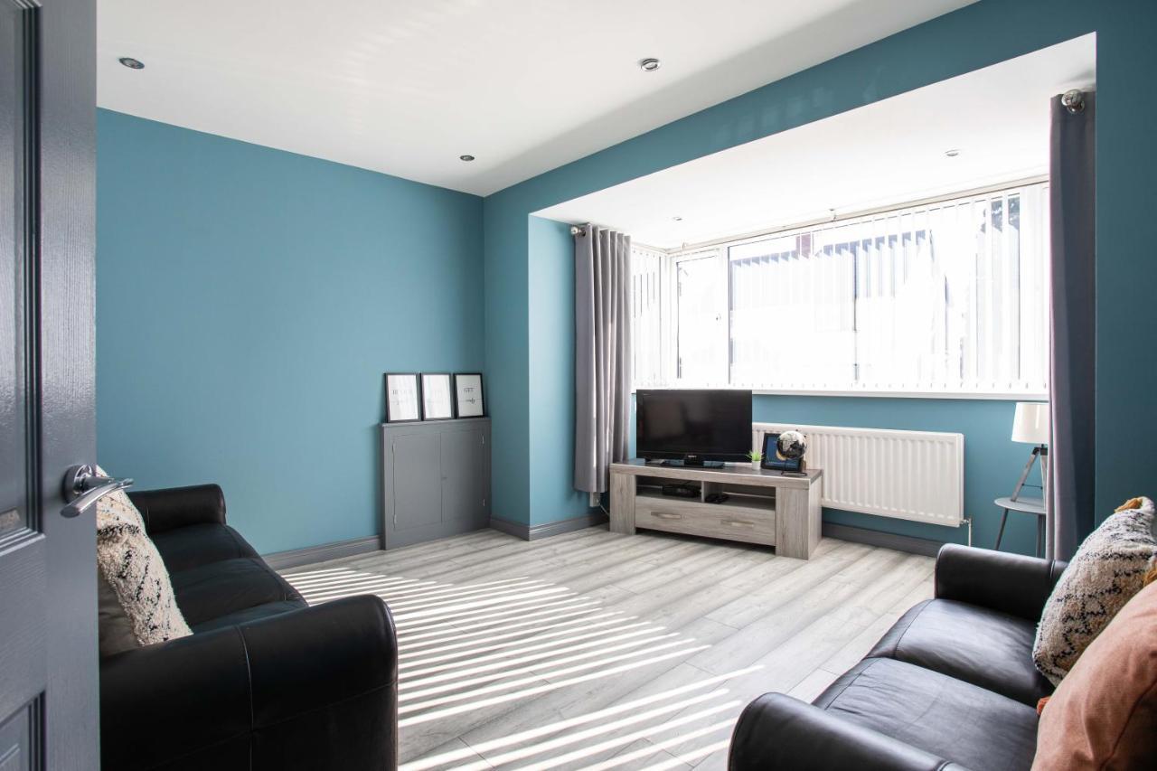 Fully Refurbished North Belfast Home Bagian luar foto