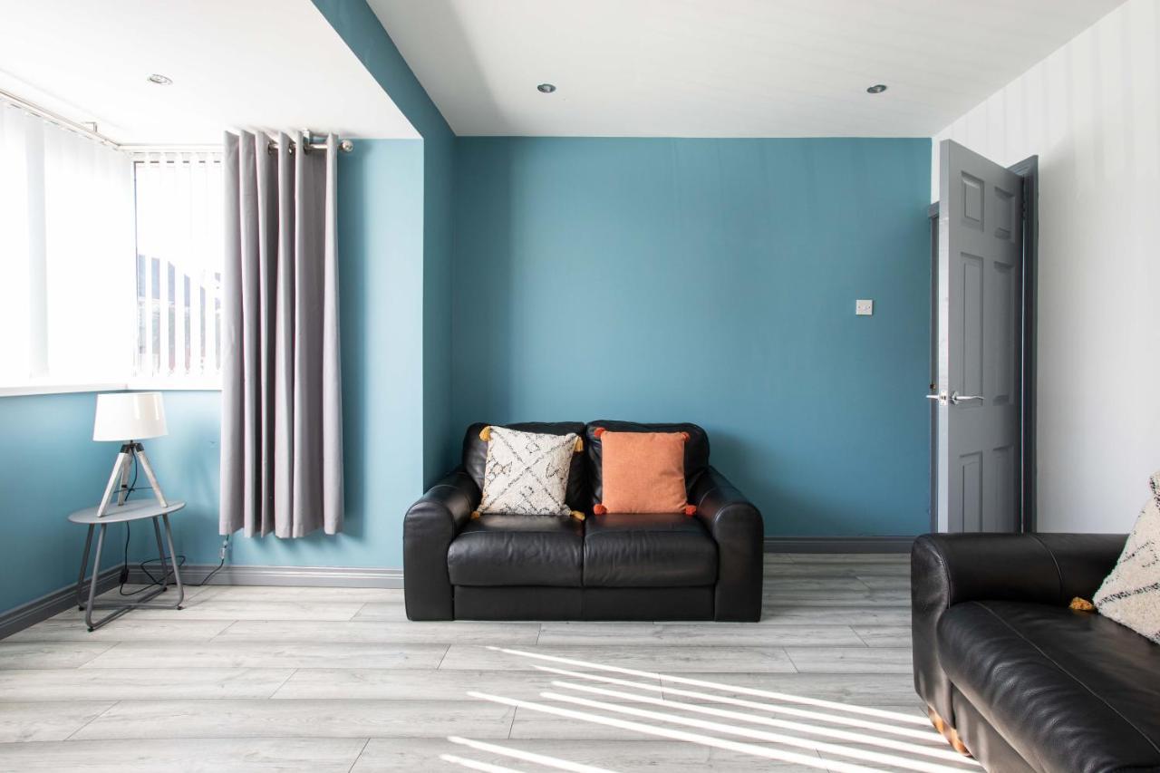 Fully Refurbished North Belfast Home Bagian luar foto